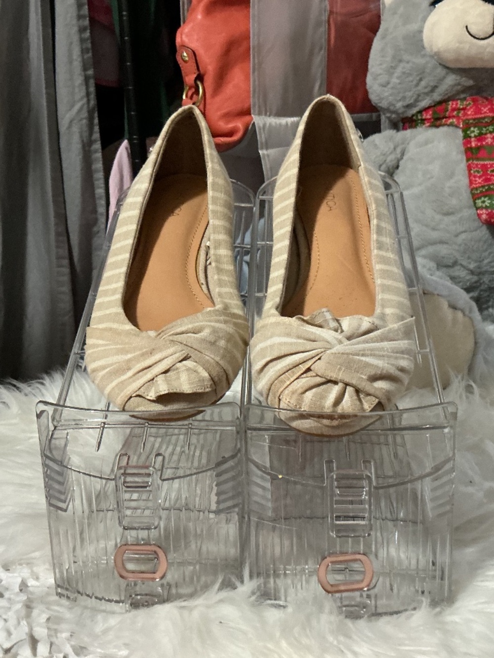 Women’s Nautica flats.   NWOT